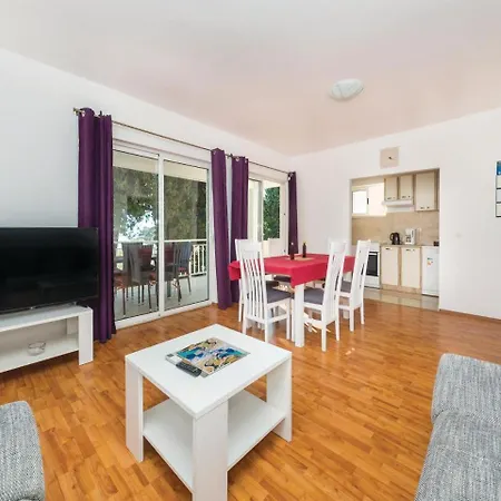 公寓 Two-bedroom In